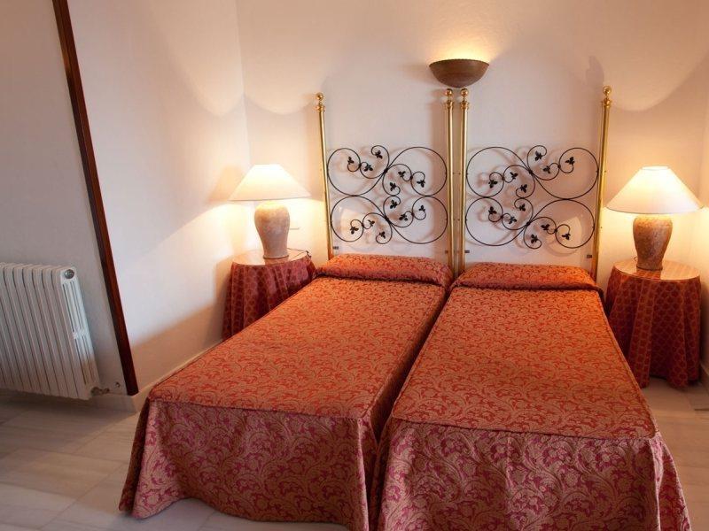 Bordoy Continental Hotell 4*